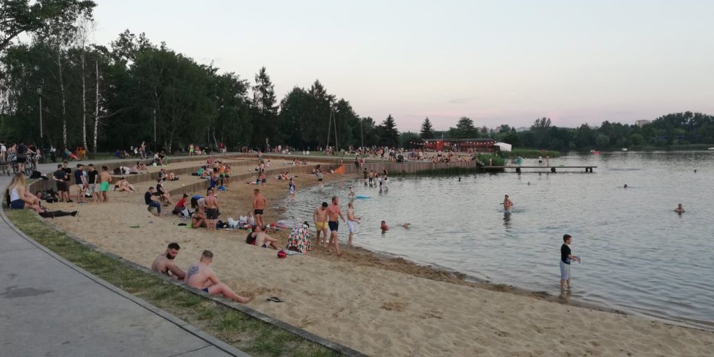Пляжі Кракова 2019: де дозволено купатися у місті 65275628 2172598962862870 1168896377766281216 n 1024x512