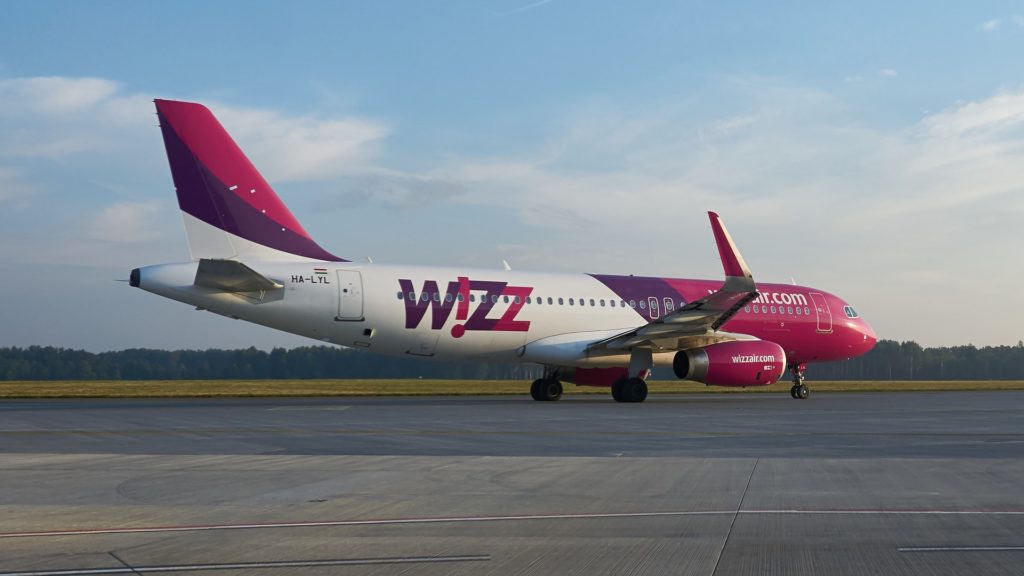 Авіакомпанія Wizz Air скасувала рейси з Польщі до Одеси та навпаки на 2,5 місяці wizz 2654513 1920 1024x576