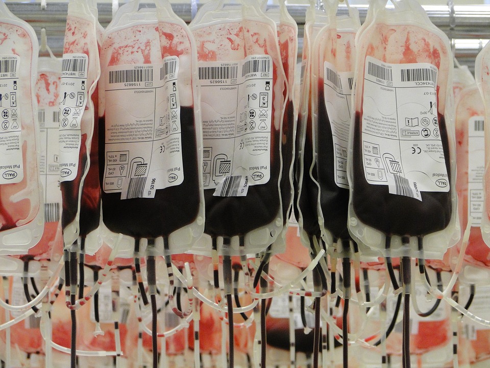 У Центрі Донорства в Кракові закликають здавати кров blood bags 91170 960 720