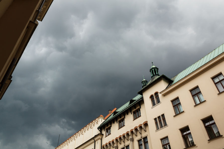 Синоптики застерігають про можливі бурі й град у Кракові 4 4