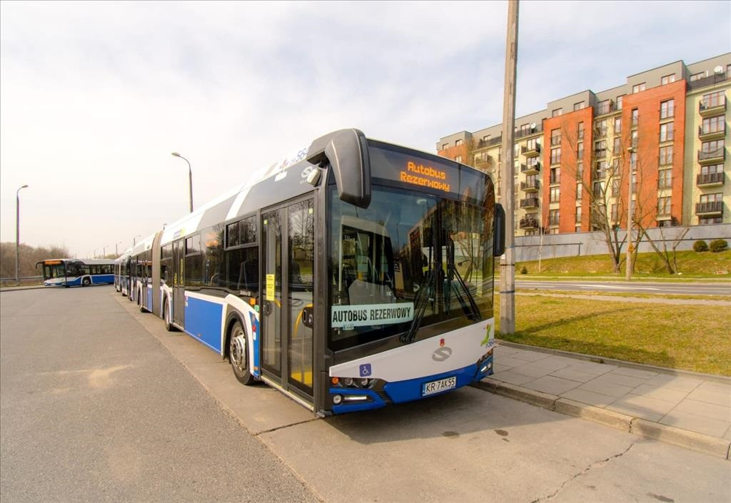 Зміни в розкладі автобусних маршрутів у Кракові zahruzhennoe 1024x705