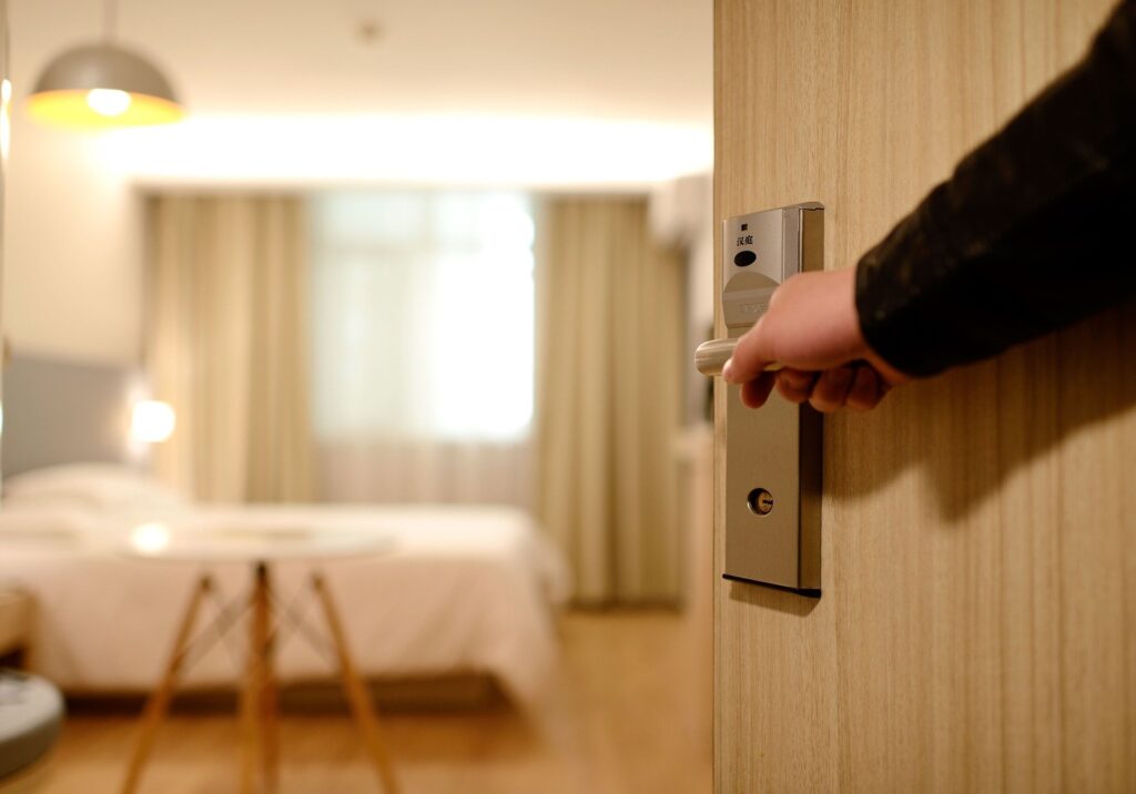Зимівля за 1 злотий: краківський готель допоможе безхатькам hotel 1330850 1920 1024x716