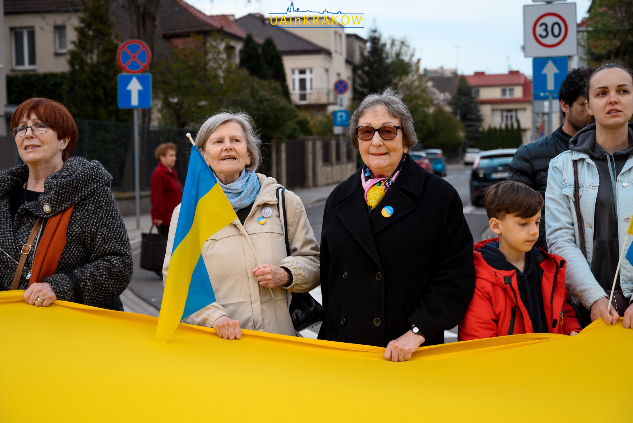 У Кракові відбувася марш солідарності з Україною  [ФОТО] 4 2