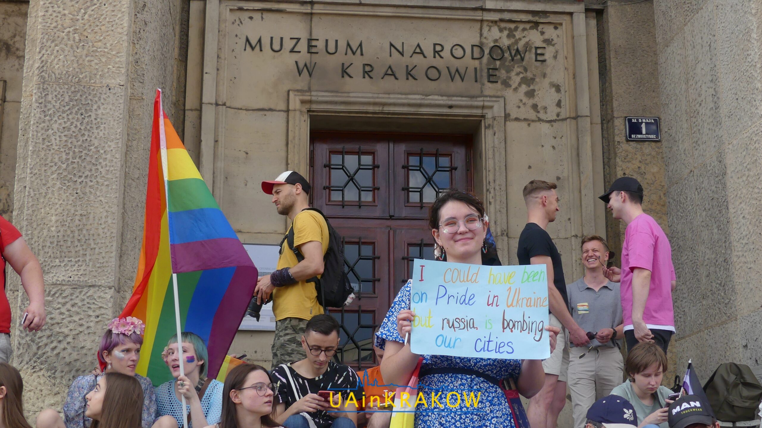 Кохання, рівність, толерантність: як пройшов Марш рівності в Кракові [ФОТО] 42 scaled