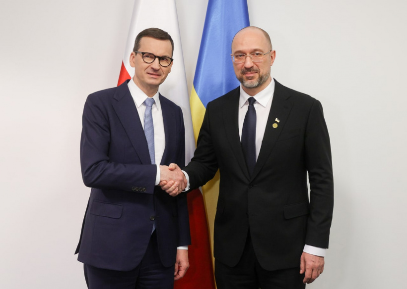 Польща та Україна підписали меморандум про зміцнення обороноздатності України 6273b7f107401936926035 820x360