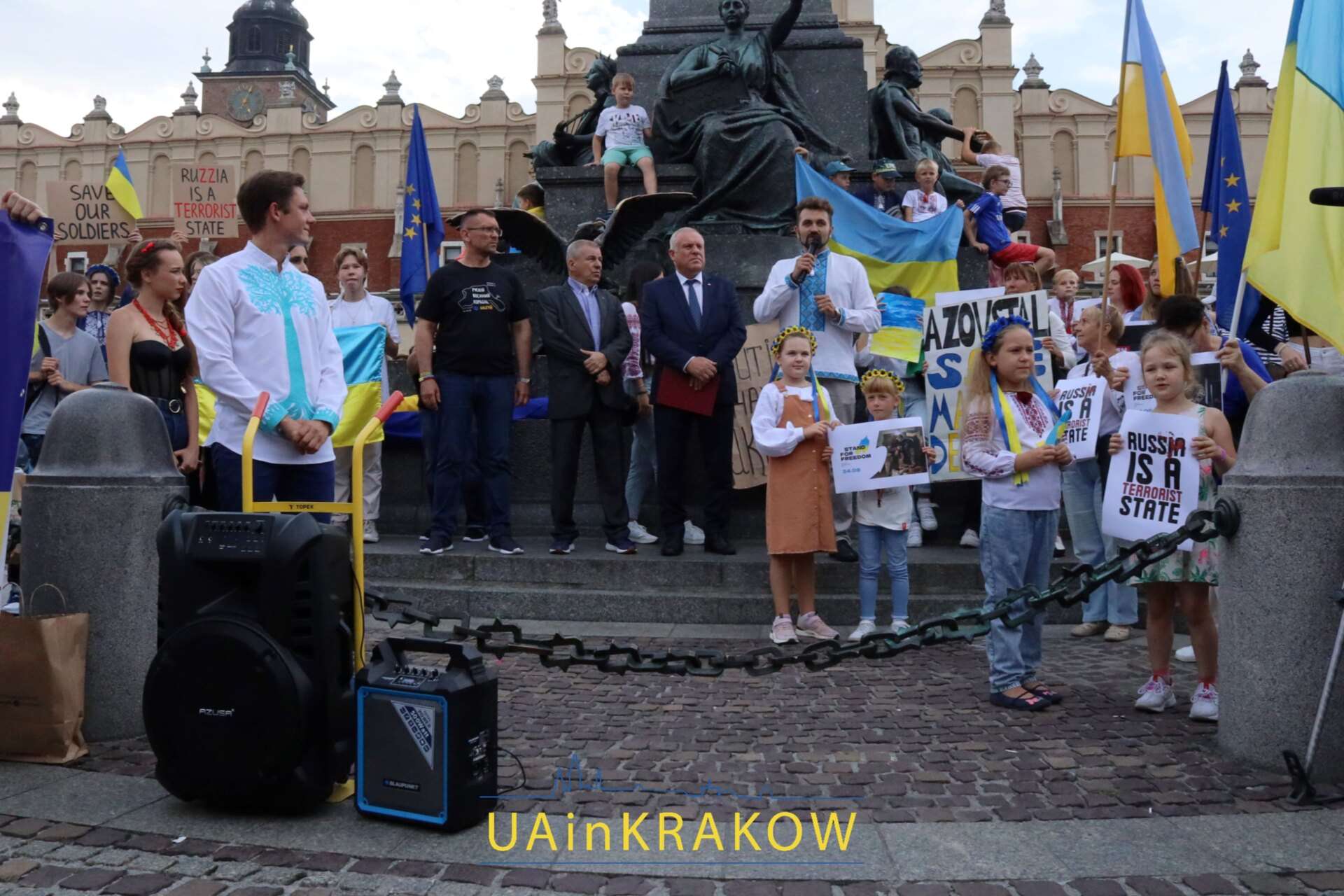 “Ми віримо в нашу перемогу, бо віримо в перемогу добра над злом”: як у Кракові проходив Марш Свободи на День Незалежності  E A UAinKrakow.pl
