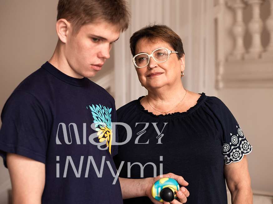 “Вперше за 20 років я змогла спокійно відпустити його руку”, — мама, яка самотужки  виховує сина з аутистичним спектром  Title UAinKrakow.pl