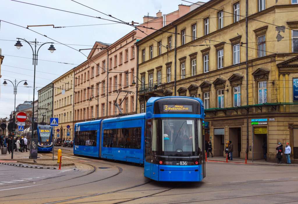 У Кракові на зимові канікули поменшає трамваїв та автобусів  L A UAinKrakow.pl